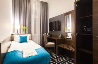Отели типа «постель и завтрак» No1 bed&breakfast lounge Лешно Одноместный номер Делюкс-3